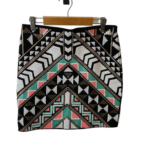 Express Beaded Aztec Mini Skirt Size S/P - Picture 1 of 7